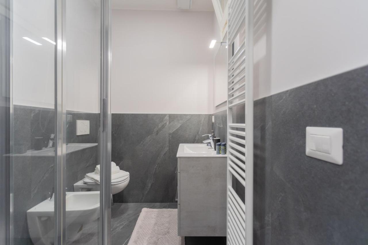Sant'Agostino Apartments By Rent All コモ エクステリア 写真
